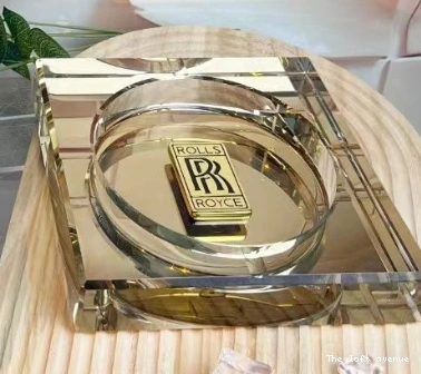 ROYCE SQUARE ASHTRAY ROLLS 0729